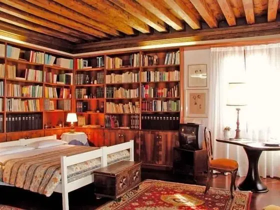 Tek Büyük veya İki Ayrı Yataklı Oda