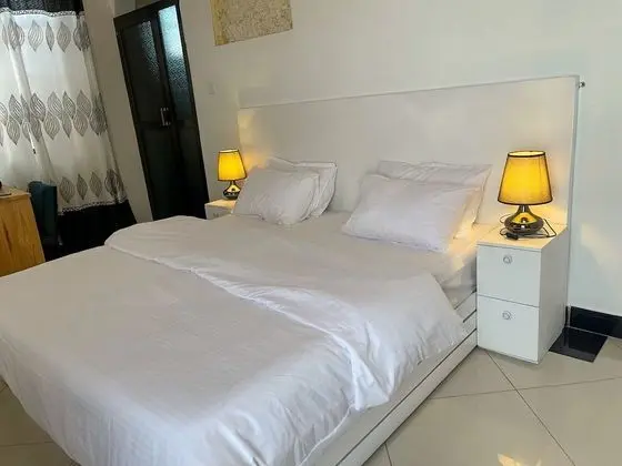Royal Tek Büyük Yataklı Oda