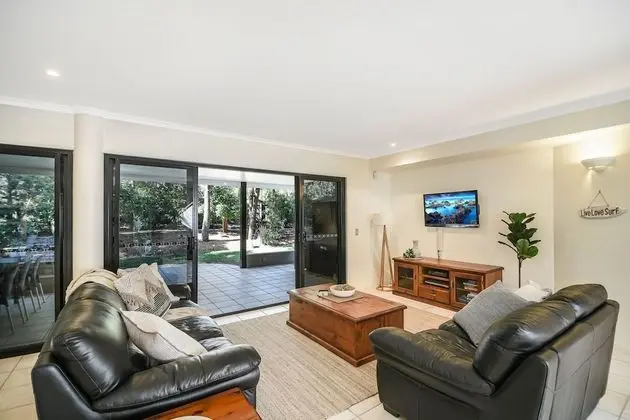 Ev (4 Bedrooms)