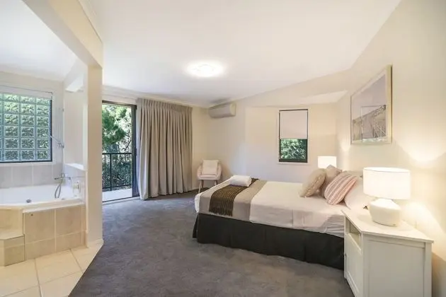 Ev (4 Bedrooms)