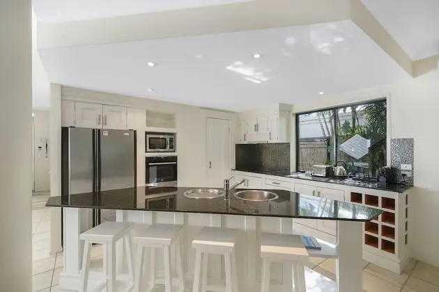 Ev (4 Bedrooms)