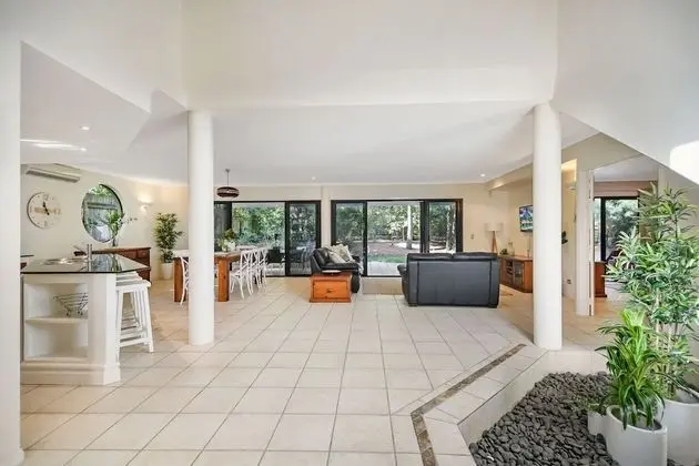 Ev (4 Bedrooms)