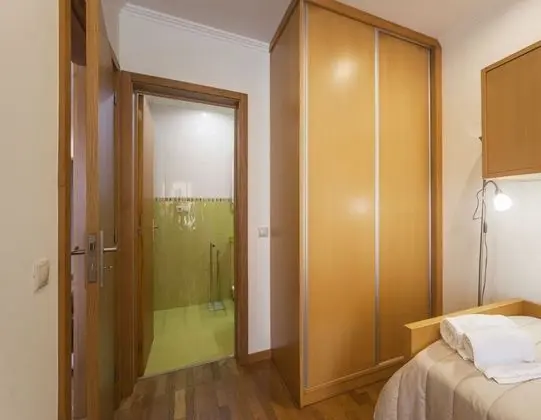 Private Suites Downtown, 2 Beds, City View