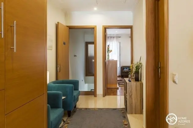 Private Suites Downtown, 2 Beds, City View