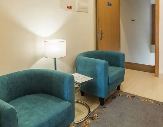 Private Suites Downtown, 2 Beds, City View