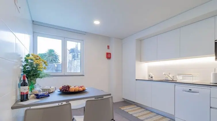Premium Residence, 2 Bedrooms, Garden View (Coliseu B1)