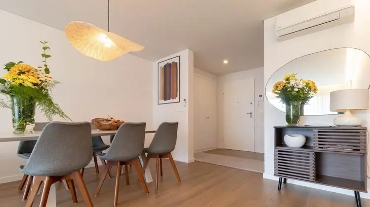 Premium Residence, 2 Bedrooms, Garden View (Coliseu B1)