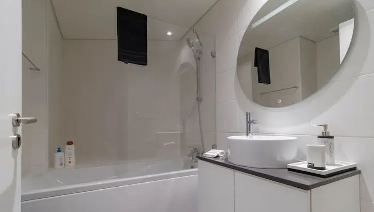 Premium Residence, 2 Bedrooms, Garden View (Coliseu B1)