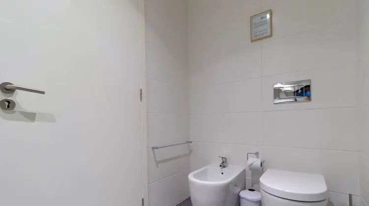 Premium Residence, 2 Bedrooms, Garden View (Coliseu B1)