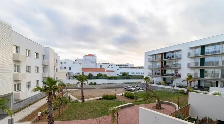 Premium Residence, 2 Bedrooms, Garden View (Coliseu B1)