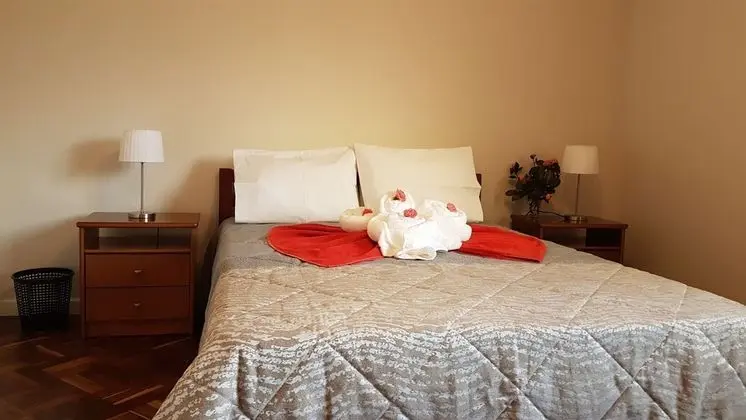 Family House, 3 Bedrooms, Partial Sea View