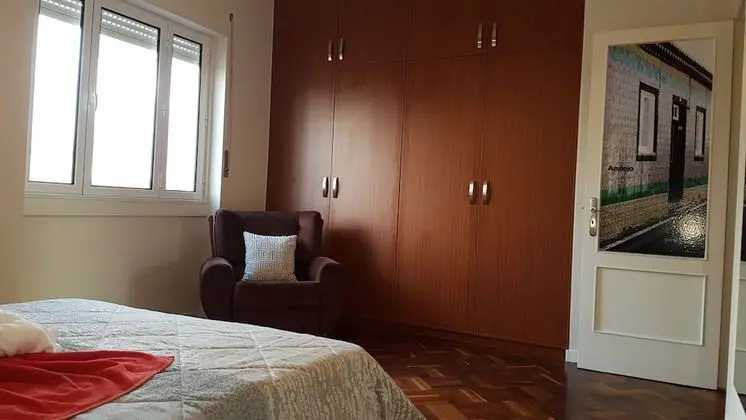 Family House, 3 Bedrooms, Partial Sea View