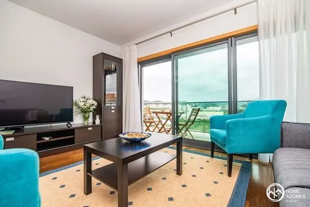 Panoramic Apartment, 2 Bedrooms, Balcony, Mountain View