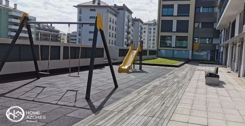 Panoramic Apartment, 2 Bedrooms, Balcony, Mountain View