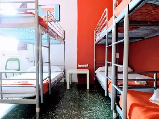 Ortak Ranzalı Oda, 1 Tek Kişilik Yatak, Ortak Banyo (6-Bed Room)