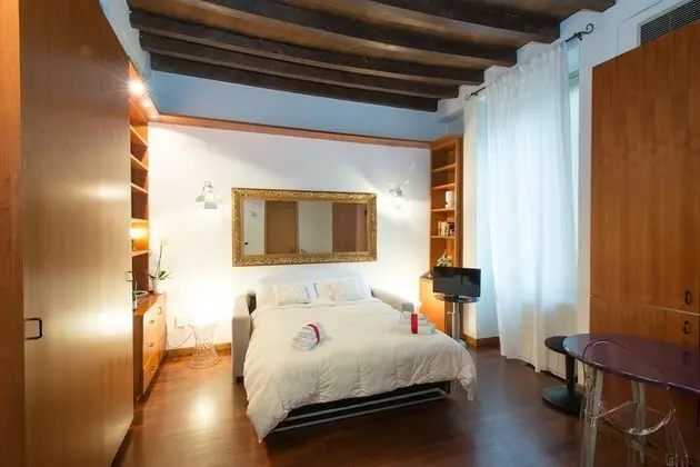 Stüdyo, Küçük Mutfak (Location Address:Via San Carpoforo, 4)