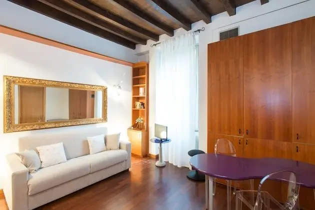 Stüdyo, Küçük Mutfak (Location Address:Via San Carpoforo, 4)
