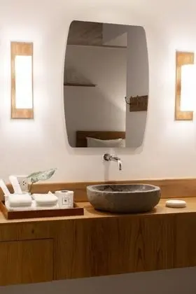 Medium Room