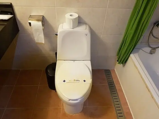 Üç Kişilik Oda