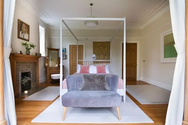 Luxury Ev, Banyolu/Duşlu (Home Farm )