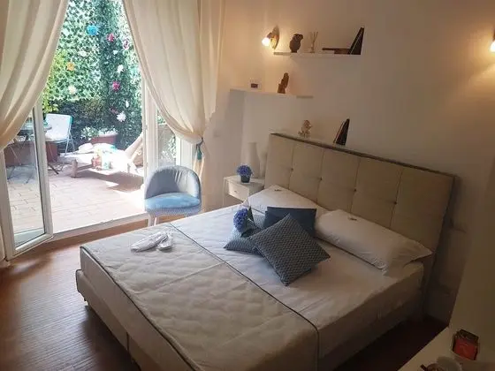 Tek Büyük Yataklı Oda, Teras