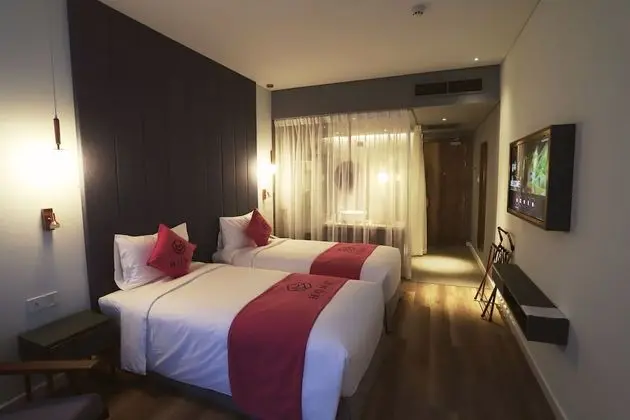 Deluxe İki Ayrı Yataklı Oda (Window)