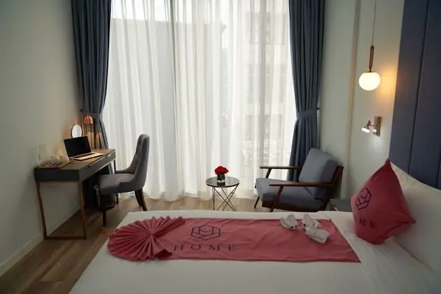Deluxe Tek Büyük Yataklı Oda (Window)