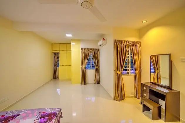 Ev, 4 Yatak Odası (Double Storey)