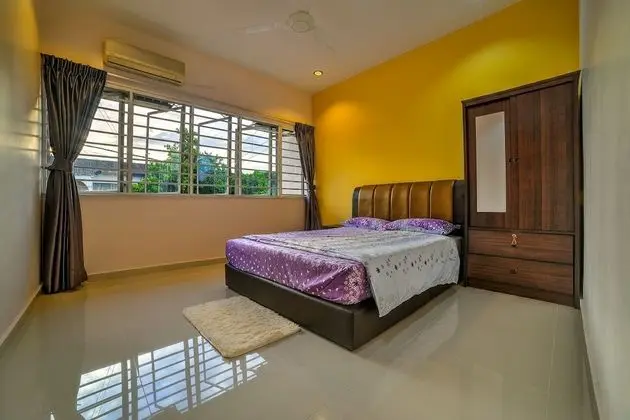 Ev, 4 Yatak Odası (Double Storey)