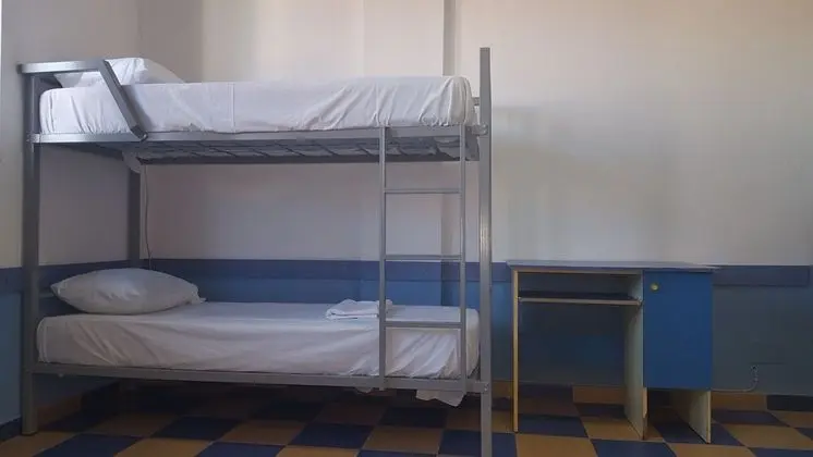 Economy Ortak Ranzalı Oda (6 Beds)