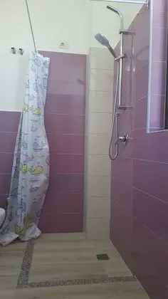 Economy Ortak Ranzalı Oda (6 Beds)