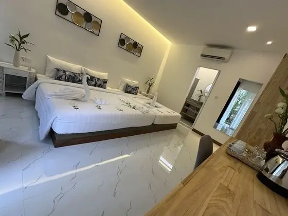 Family Deluxe Room with Balcony - Free Pick Up