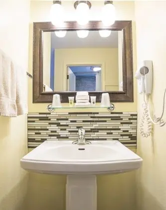 Classic Oda, 2 Büyük (Queen) Boy Yatak