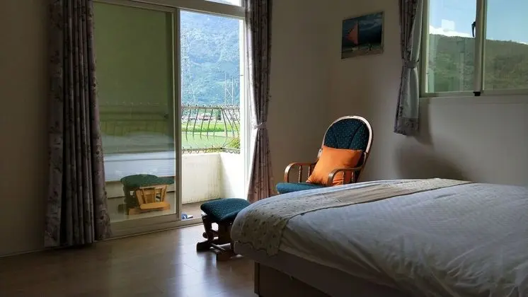 Comfort Tek Büyük Yataklı Oda, 1 Büyük (Queen) Boy Yatak, Balkon, Dağ Manzaralı