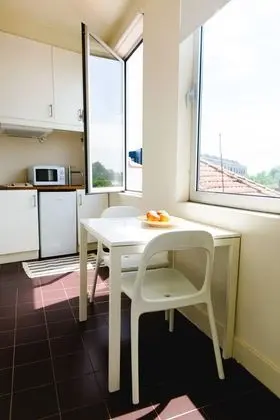 Stüdyo, Bahçe Manzaralı