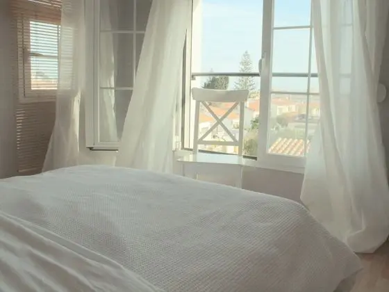 Panoramic Tek Büyük Yataklı Oda, Özel Banyo, Kısmi Deniz Manzaralı (Loft)