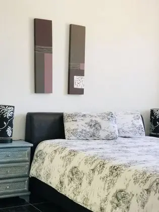 Basic Tek Büyük Yataklı Oda