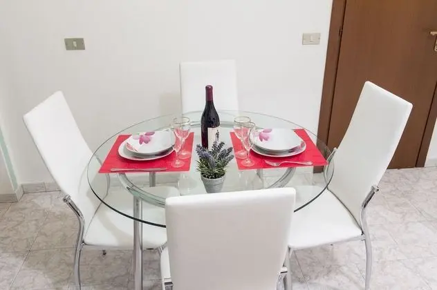 Apart Daire, 1 Yatak Odası, Mutfak (Location Address: Via Torricelli 13)