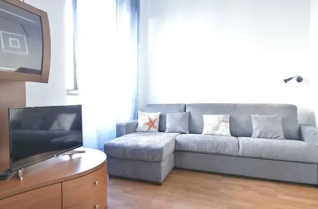 Stüdyo, Küçük Mutfak (Location Address: Via Lecco 11)