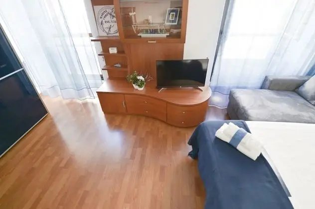 Stüdyo, Küçük Mutfak (Location Address: Via Lecco 11)