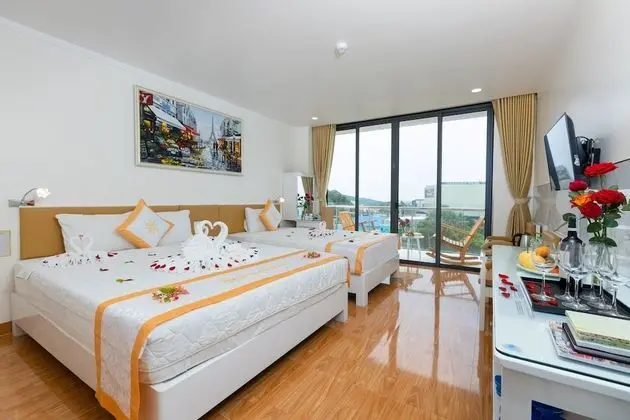 Deluxe Üç Kişilik Oda
