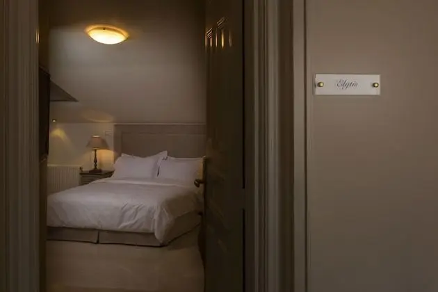 Çatı Katı (Loft) (Skylight)