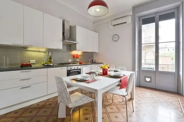 Design Apart Daire, 3 Yatak Odası, Sigara İçilebilir, Mutfak (Location Address: Via Sassoferrato 1)
