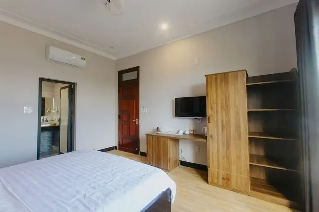 Deluxe Tek Büyük Yataklı Oda, 1 Çift Kişilik Yatak, Veranda, Şehir Manzaralı