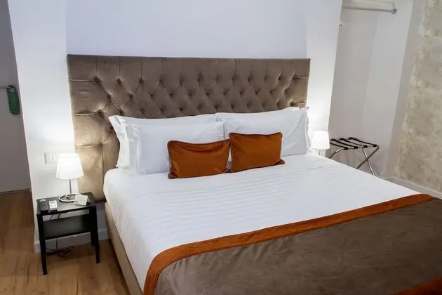Deluxe Tek Büyük veya İki Ayrı Yataklı Oda, Bahçe Manzaralı