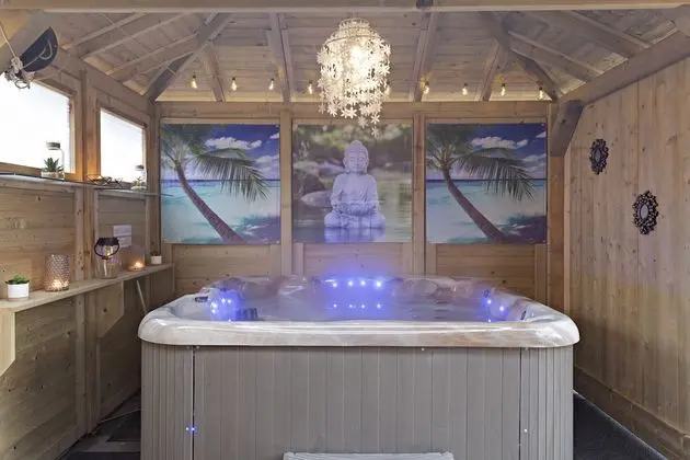 Tek Büyük Yataklı Oda, Sauna (Welness Room - check-in 8 PM)