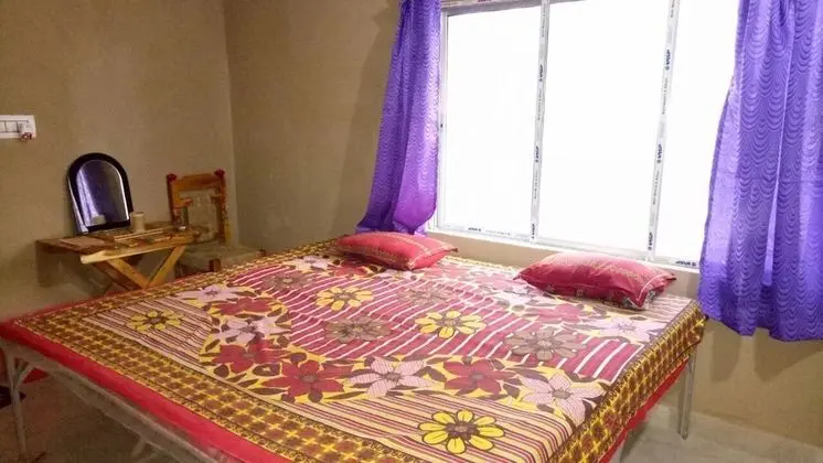 Basic Oda, 1 Çift Kişilik Yatak, Sigara İçilebilir