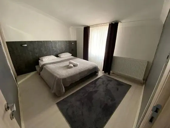 https://images.odamax.com/img/1920x1080/odamax/image/upload/Home_Suit_Apart_Otel_K_tahya_202609291102430_c3d813e6_ab7e_462f_ae9d_8dd99c30968d.jpg