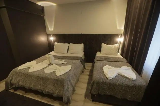 https://images.odamax.com/img/1920x1080/odamax/image/upload/Home_Suit_Apart_Otel_K_tahya_202609291106275_35cf251f_930c_4dd9_9eed_dd6c5764fa14.jpg