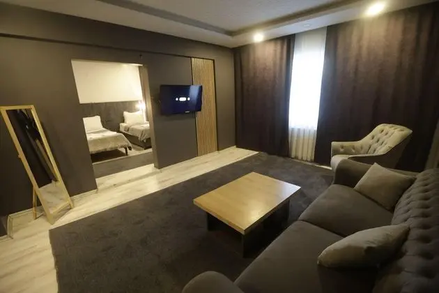 https://images.odamax.com/img/1920x1080/odamax/image/upload/Home_Suit_Apart_Otel_K_tahya_202609291106276_89f6e55b_3953_4cfe_b4a9_84237c803a33.jpg